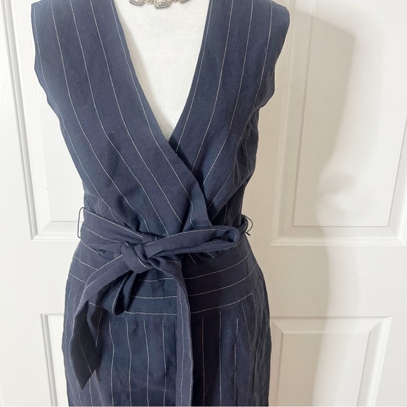 L’AGENCE Joslyn Jumpsuit Linen Navy Ivory Pinstripe (size 4) - Picture 5 of 13